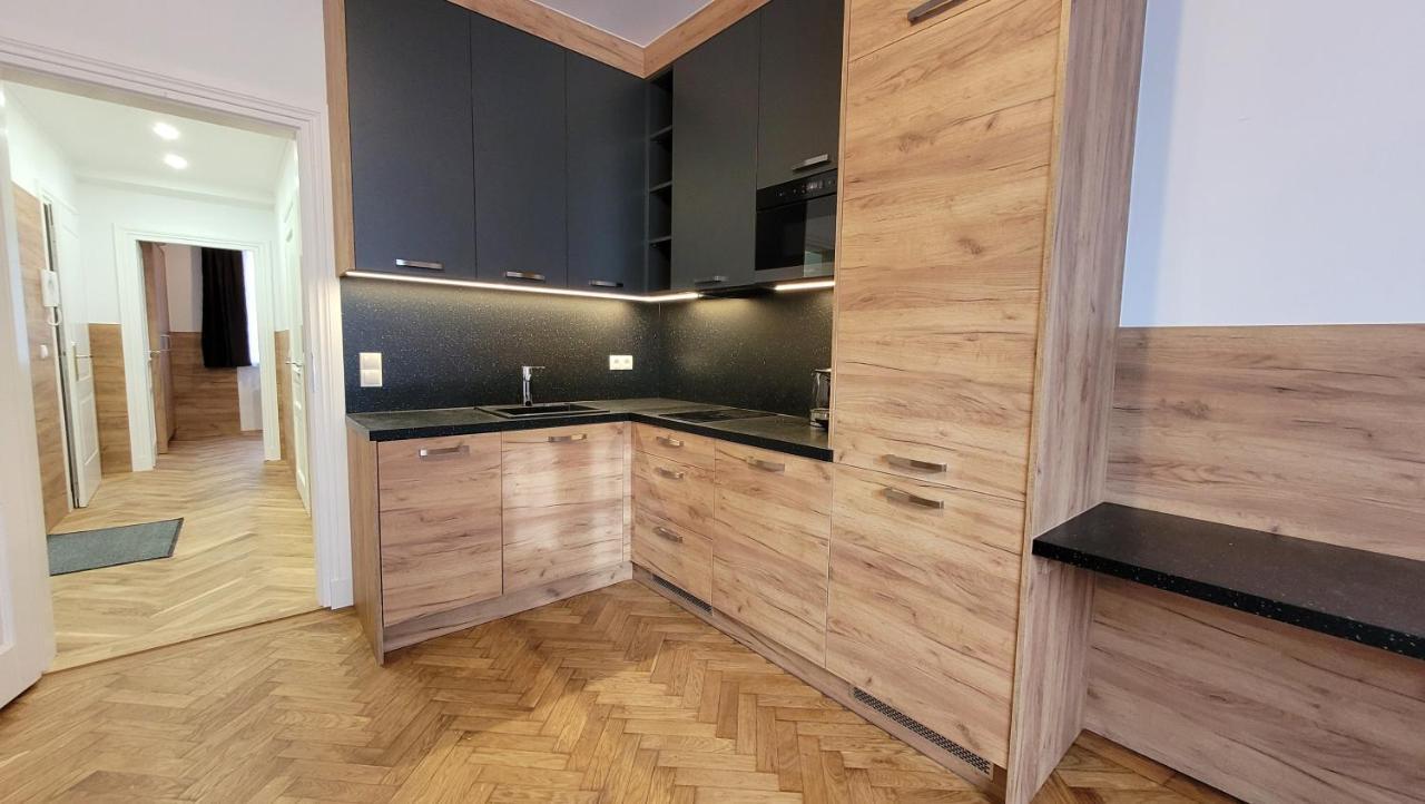 Vienna Premium Apartments - Self Check-In Екстериор снимка